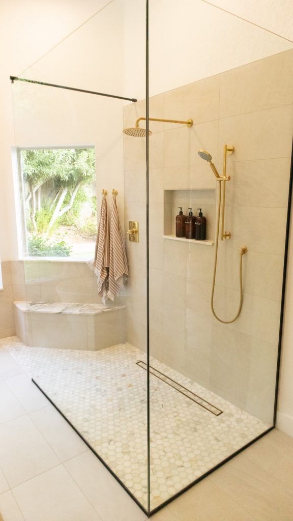 shower screen